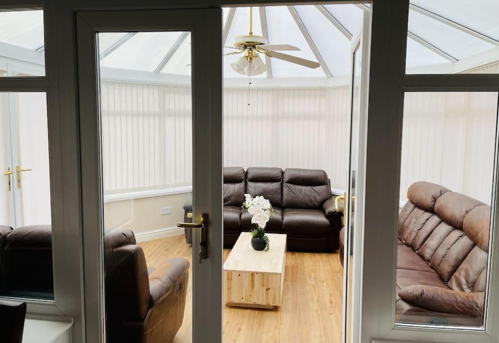 5-Bedroom Cottage In Healing, Grimsby Exterior foto